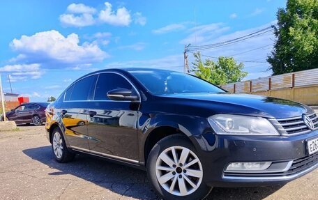 Volkswagen Passat B7, 2013 год, 820 000 рублей, 3 фотография