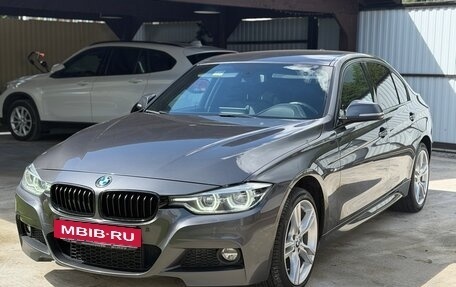 BMW 3 серия, 2018 год, 2 450 000 рублей, 3 фотография