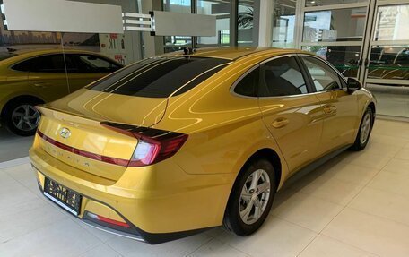 Hyundai Sonata VIII, 2019 год, 2 100 000 рублей, 4 фотография