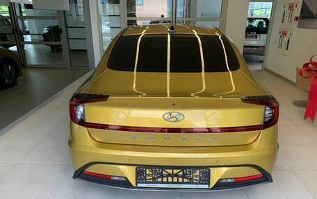 Hyundai Sonata VIII, 2019 год, 2 100 000 рублей, 5 фотография