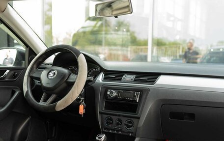 Skoda Rapid I, 2017 год, 700 000 рублей, 10 фотография