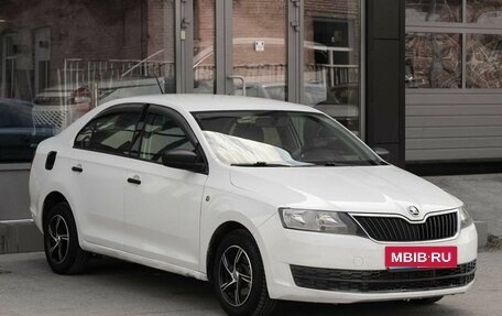 Skoda Rapid I, 2017 год, 700 000 рублей, 3 фотография