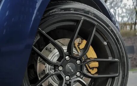 Dodge Challenger III рестайлинг 2, 2019 год, 4 100 000 рублей, 3 фотография