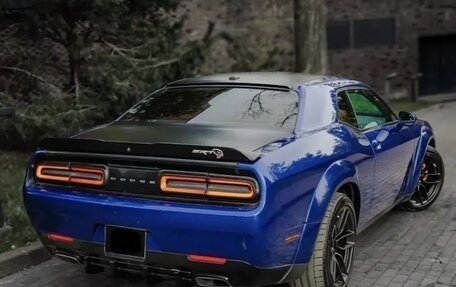 Dodge Challenger III рестайлинг 2, 2019 год, 4 100 000 рублей, 7 фотография