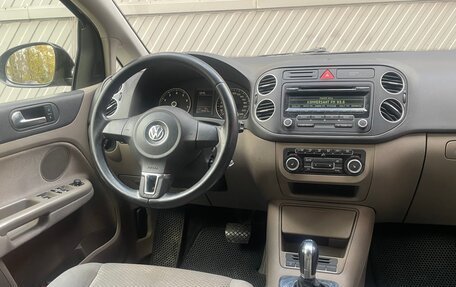 Volkswagen Golf Plus II, 2011 год, 500 000 рублей, 10 фотография