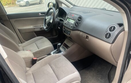 Volkswagen Golf Plus II, 2011 год, 500 000 рублей, 11 фотография