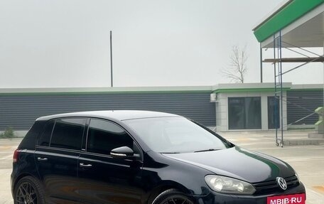 Volkswagen Golf VI, 2011 год, 800 000 рублей, 2 фотография