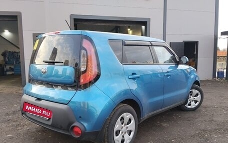 KIA Soul II рестайлинг, 2015 год, 870 000 рублей, 2 фотография