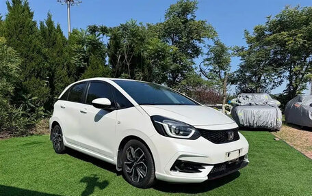 Honda Fit, 2023 год, 950 000 рублей, 3 фотография