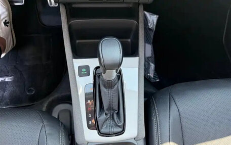 Honda Fit, 2023 год, 950 000 рублей, 13 фотография