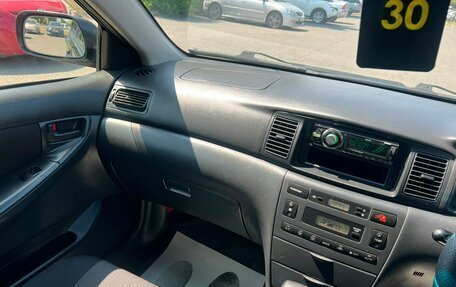Toyota Corolla, 2001 год, 659 000 рублей, 16 фотография
