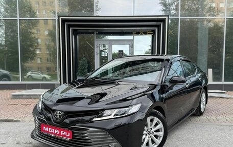 Toyota Camry, 2021 год, 2 599 000 рублей, 1 фотография