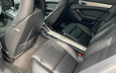 Porsche Panamera II рестайлинг, 2010 год, 5 500 000 рублей, 22 фотография