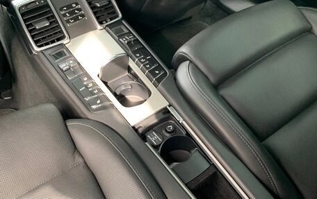 Porsche Panamera II рестайлинг, 2010 год, 5 500 000 рублей, 27 фотография