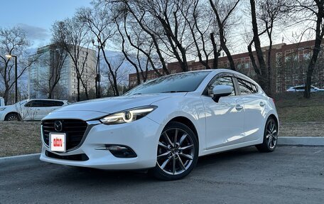 Mazda Axela, 2017 год, 1 150 000 рублей, 4 фотография