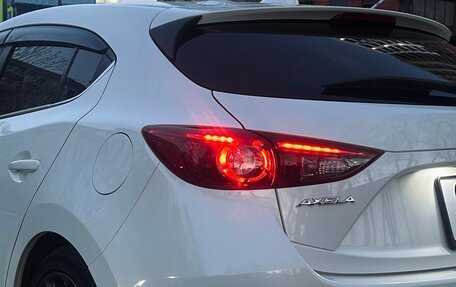 Mazda Axela, 2017 год, 1 150 000 рублей, 20 фотография