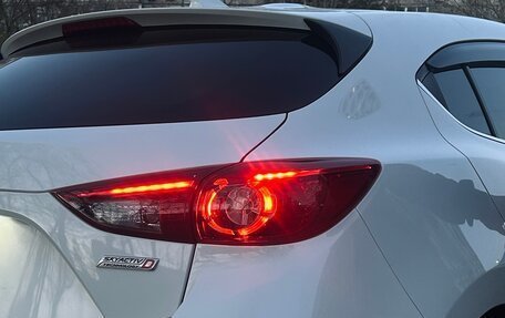 Mazda Axela, 2017 год, 1 150 000 рублей, 23 фотография