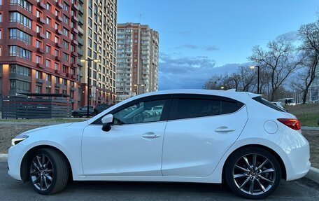 Mazda Axela, 2017 год, 1 150 000 рублей, 19 фотография