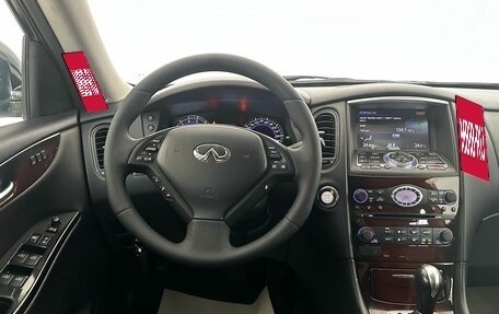 Infiniti QX50 I рестайлинг, 2014 год, 1 560 000 рублей, 17 фотография