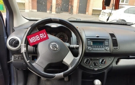 Nissan Note II рестайлинг, 2011 год, 650 000 рублей, 5 фотография