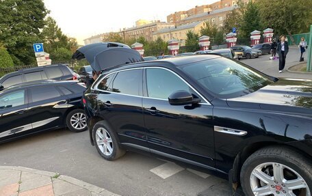 Jaguar F-Pace, 2017 год, 3 100 000 рублей, 3 фотография