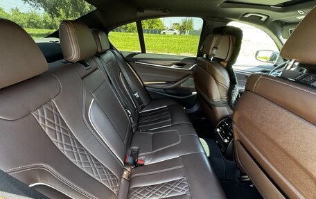 BMW 5 серия, 2021 год, 4 990 000 рублей, 19 фотография