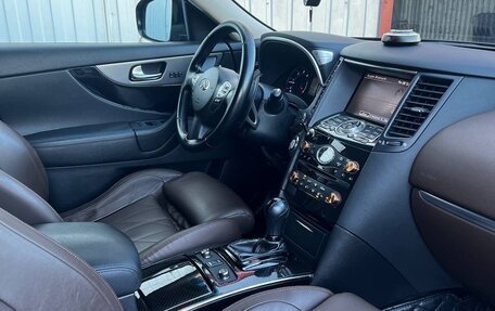 Infiniti FX II, 2013 год, 1 750 000 рублей, 9 фотография