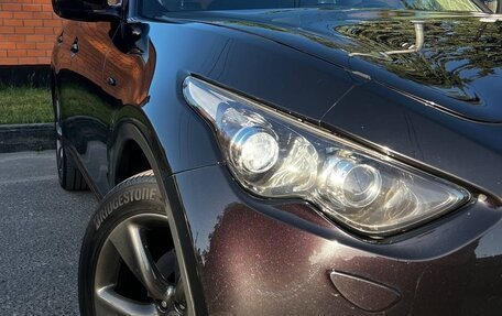 Infiniti FX II, 2013 год, 1 750 000 рублей, 19 фотография