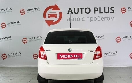 Skoda Fabia II, 2011 год, 600 000 рублей, 5 фотография