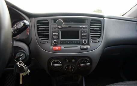 KIA Rio II, 2009 год, 460 000 рублей, 17 фотография
