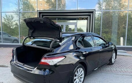 Toyota Camry, 2021 год, 2 599 000 рублей, 8 фотография