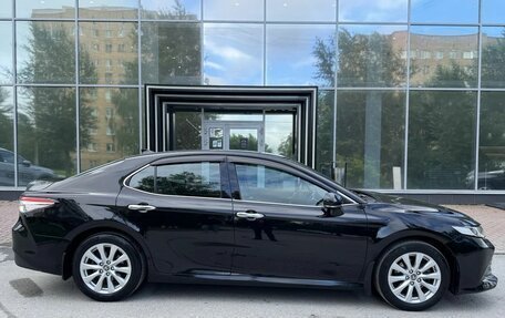 Toyota Camry, 2021 год, 2 599 000 рублей, 9 фотография