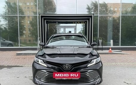 Toyota Camry, 2021 год, 2 599 000 рублей, 2 фотография
