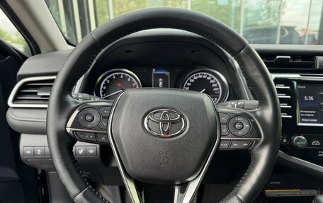 Toyota Camry, 2021 год, 2 599 000 рублей, 16 фотография