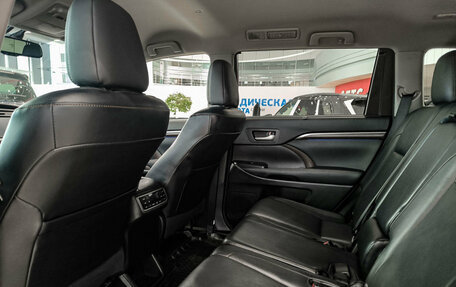Toyota Highlander III, 2014 год, 2 750 000 рублей, 16 фотография