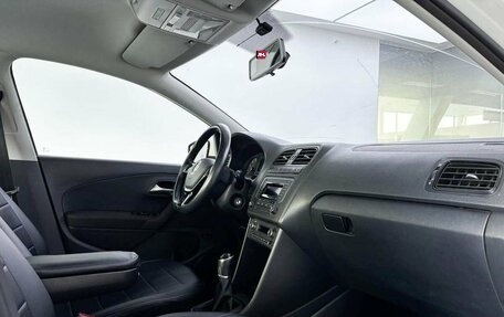 Volkswagen Polo VI (EU Market), 2018 год, 1 290 000 рублей, 13 фотография