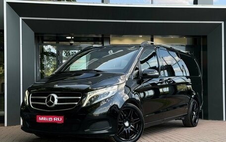 Mercedes-Benz V-Класс, 2019 год, 4 899 900 рублей, 1 фотография