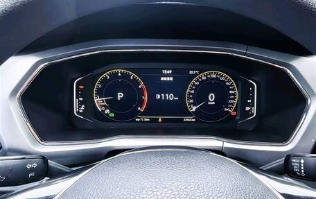 Volkswagen T-Cross I, 2022 год, 1 610 005 рублей, 9 фотография