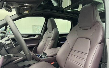Porsche Cayenne III, 2024 год, 19 970 000 рублей, 18 фотография