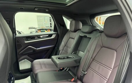 Porsche Cayenne III, 2024 год, 19 970 000 рублей, 23 фотография
