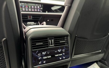 Porsche Cayenne III, 2024 год, 19 970 000 рублей, 24 фотография