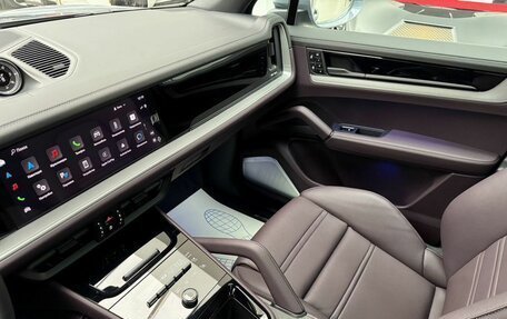 Porsche Cayenne III, 2024 год, 19 970 000 рублей, 27 фотография