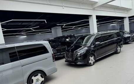 Mercedes-Benz V-Класс, 2026 год, 14 290 000 рублей, 36 фотография