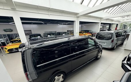 Mercedes-Benz V-Класс, 2026 год, 14 290 000 рублей, 38 фотография
