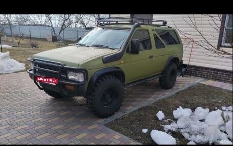 Nissan Terrano II рестайлинг, 1988 год, 500 000 рублей, 2 фотография