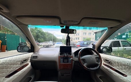 Toyota Gaia, 2002 год, 670 000 рублей, 7 фотография
