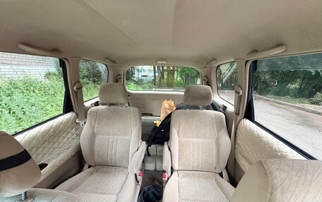 Toyota Gaia, 2002 год, 670 000 рублей, 8 фотография