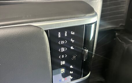 Toyota Camry, 2018 год, 2 450 000 рублей, 6 фотография