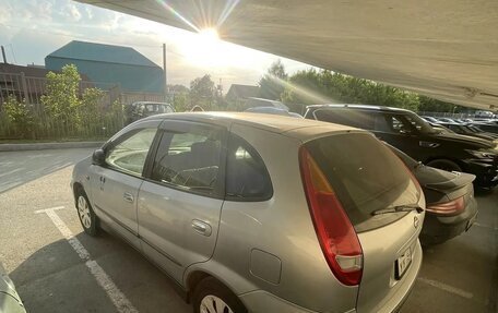 Nissan Tino, 2001 год, 300 000 рублей, 3 фотография