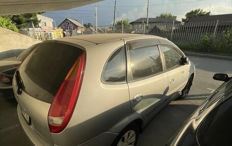 Nissan Tino, 2001 год, 300 000 рублей, 4 фотография